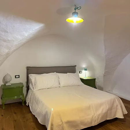 Almartina - Apulian
